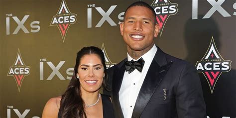 who is kelsey plum dating|Las Vegas Star Athletes Darren Waller, Kelsey Plum Are。